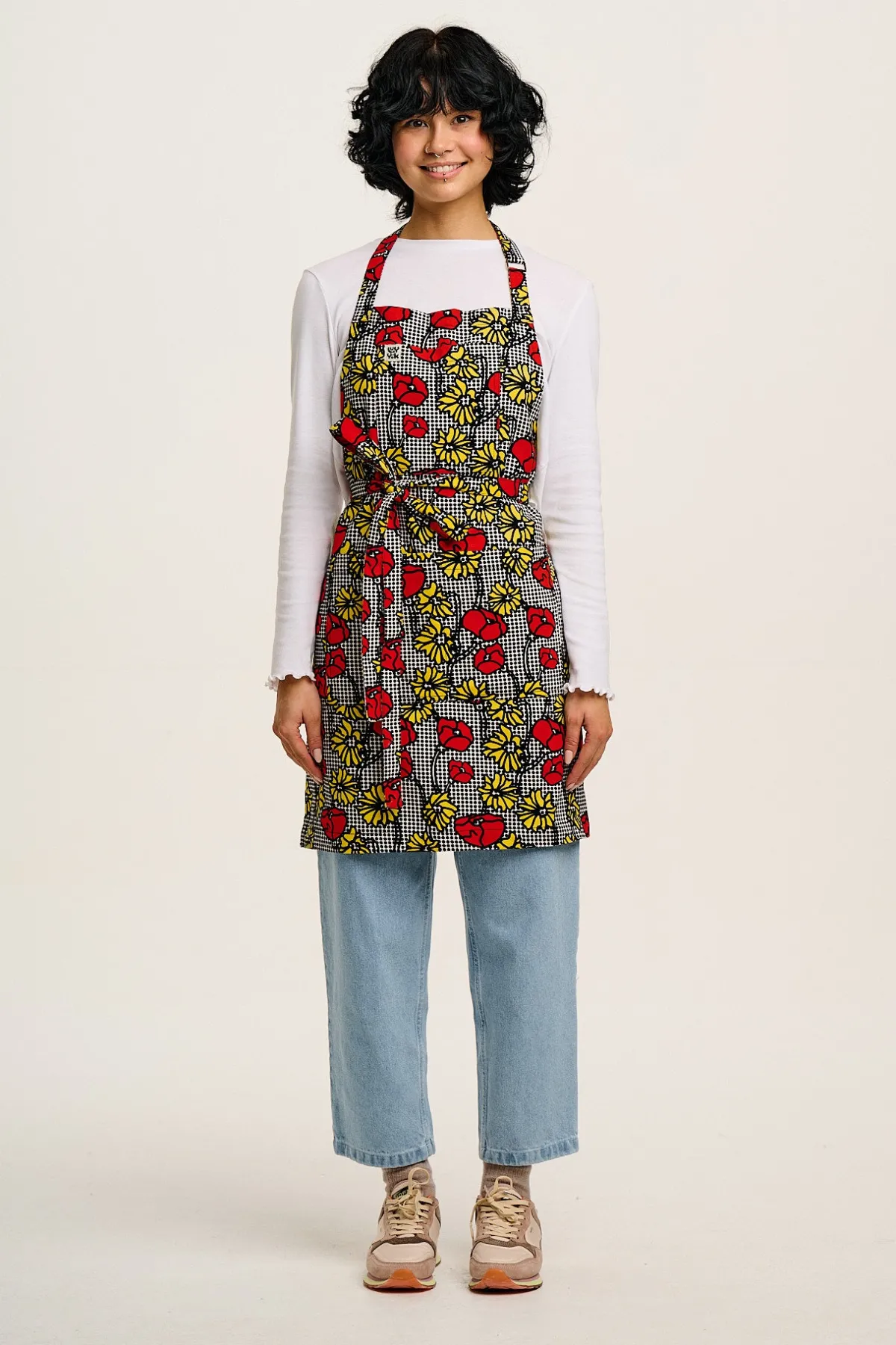 Lucy & Yak Ada - Cotton Apron in Poppy Comic Print