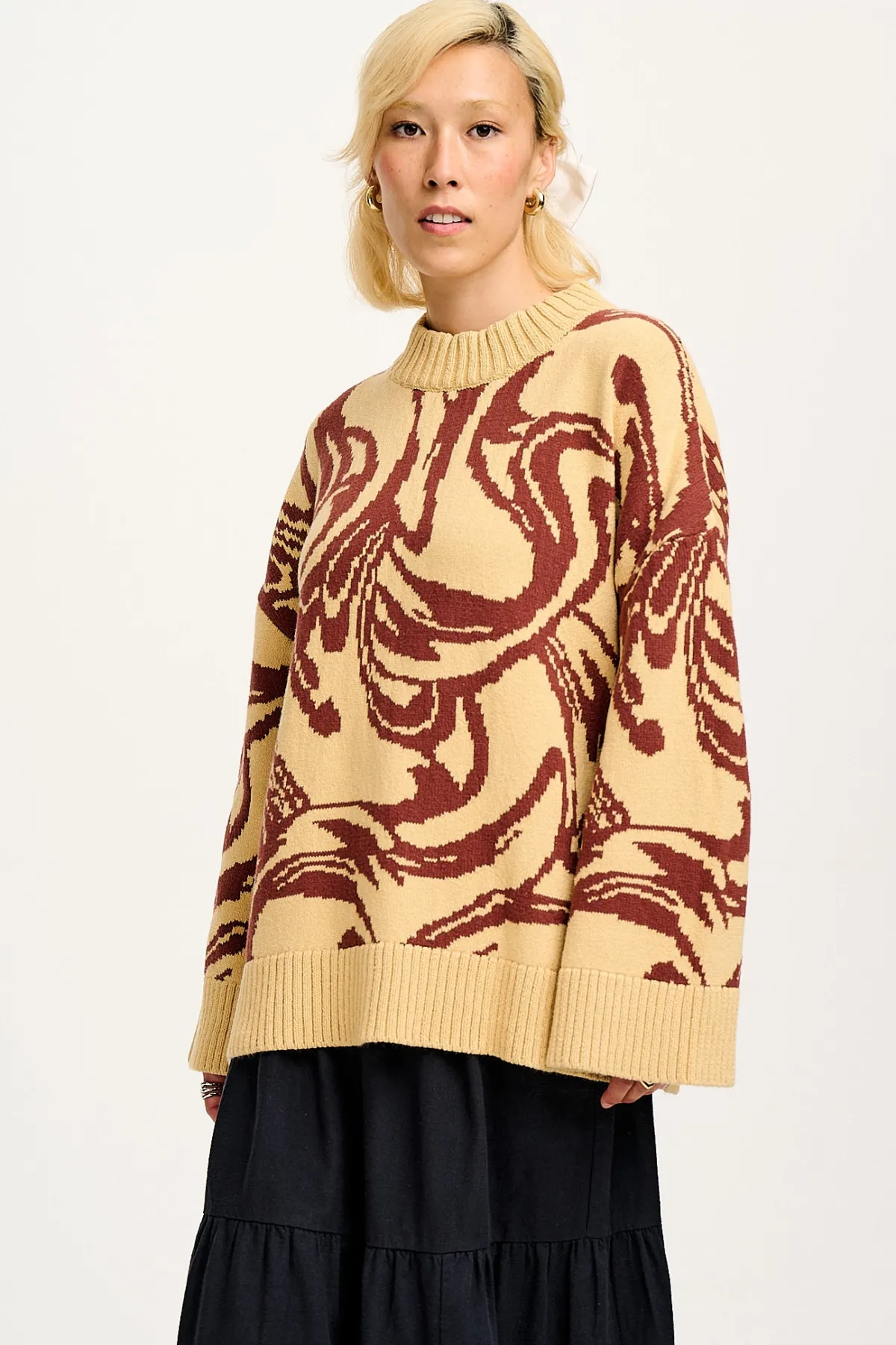 Lucy & Yak Amari - Oversized Knitted Jumper in Cream & Brown Swirl
