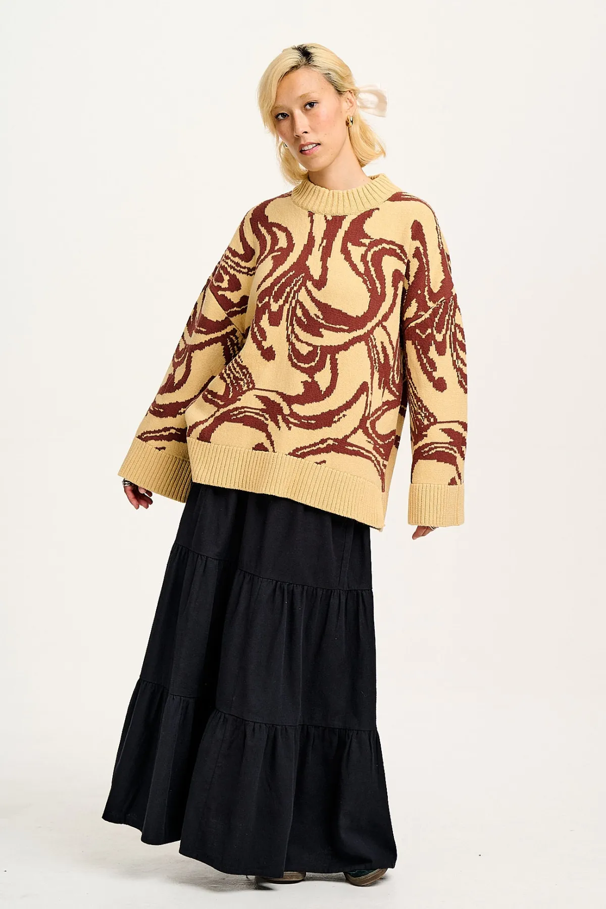 Lucy & Yak Amari - Oversized Knitted Jumper in Cream & Brown Swirl