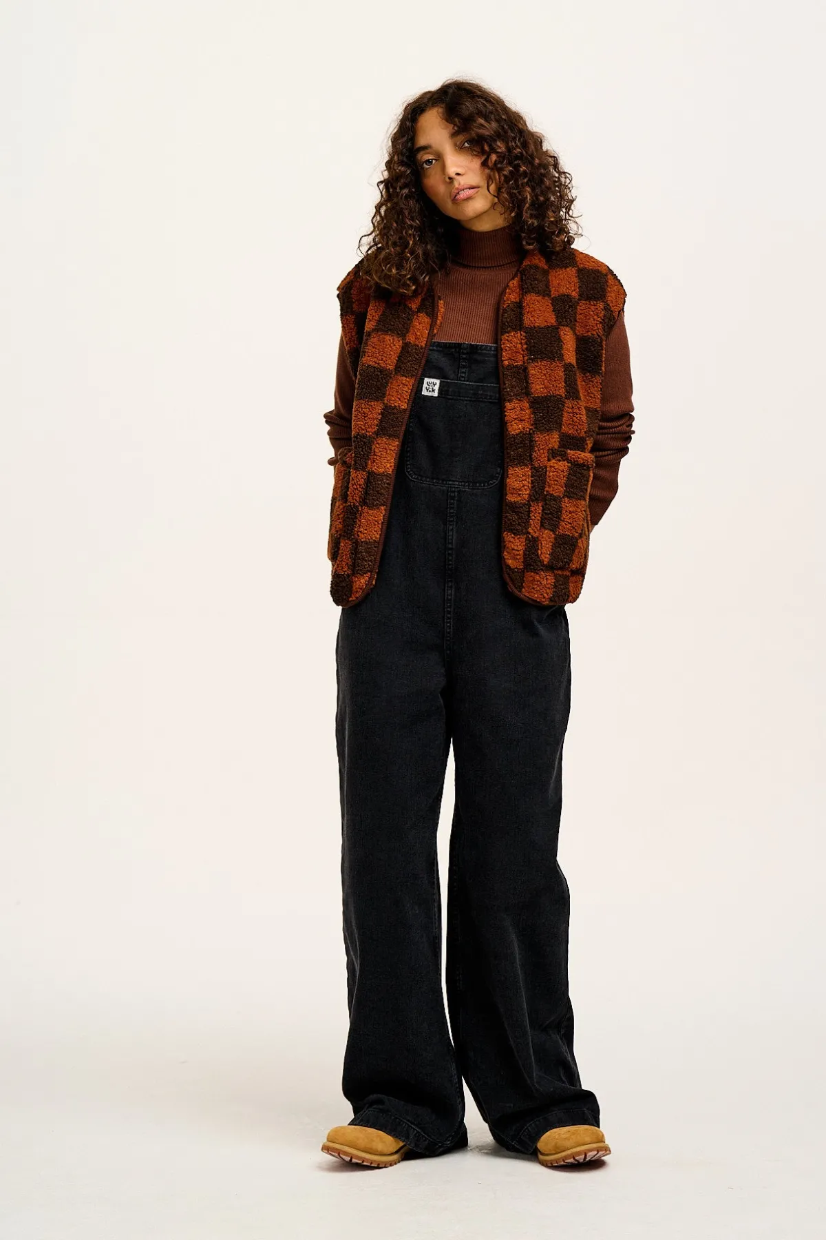 Lucy & Yak Aubrey - Borg Fleece Gilet in Terry Brown Check Print