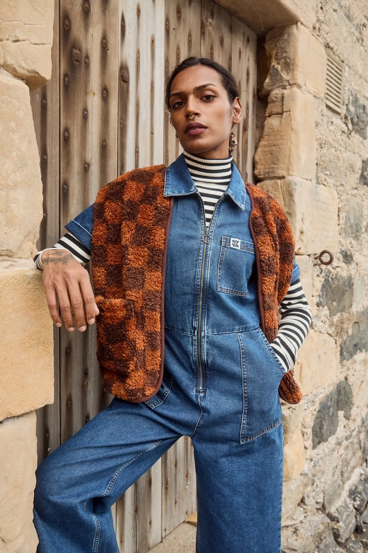 Lucy & Yak Aubrey - Borg Fleece Gilet in Terry Brown Check Print
