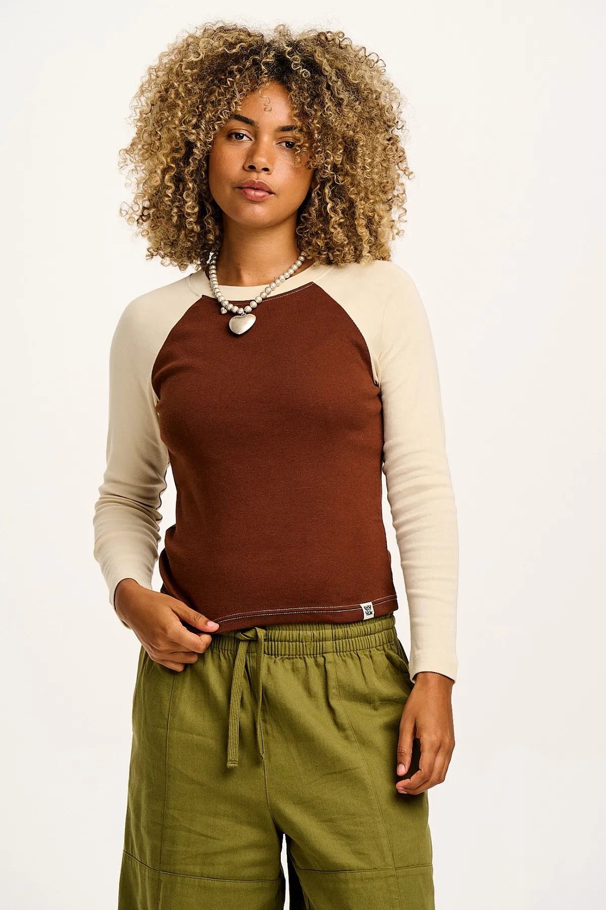 Lucy & Yak Avi - Long Sleeve Raglan Tee in Cream & Brown Block