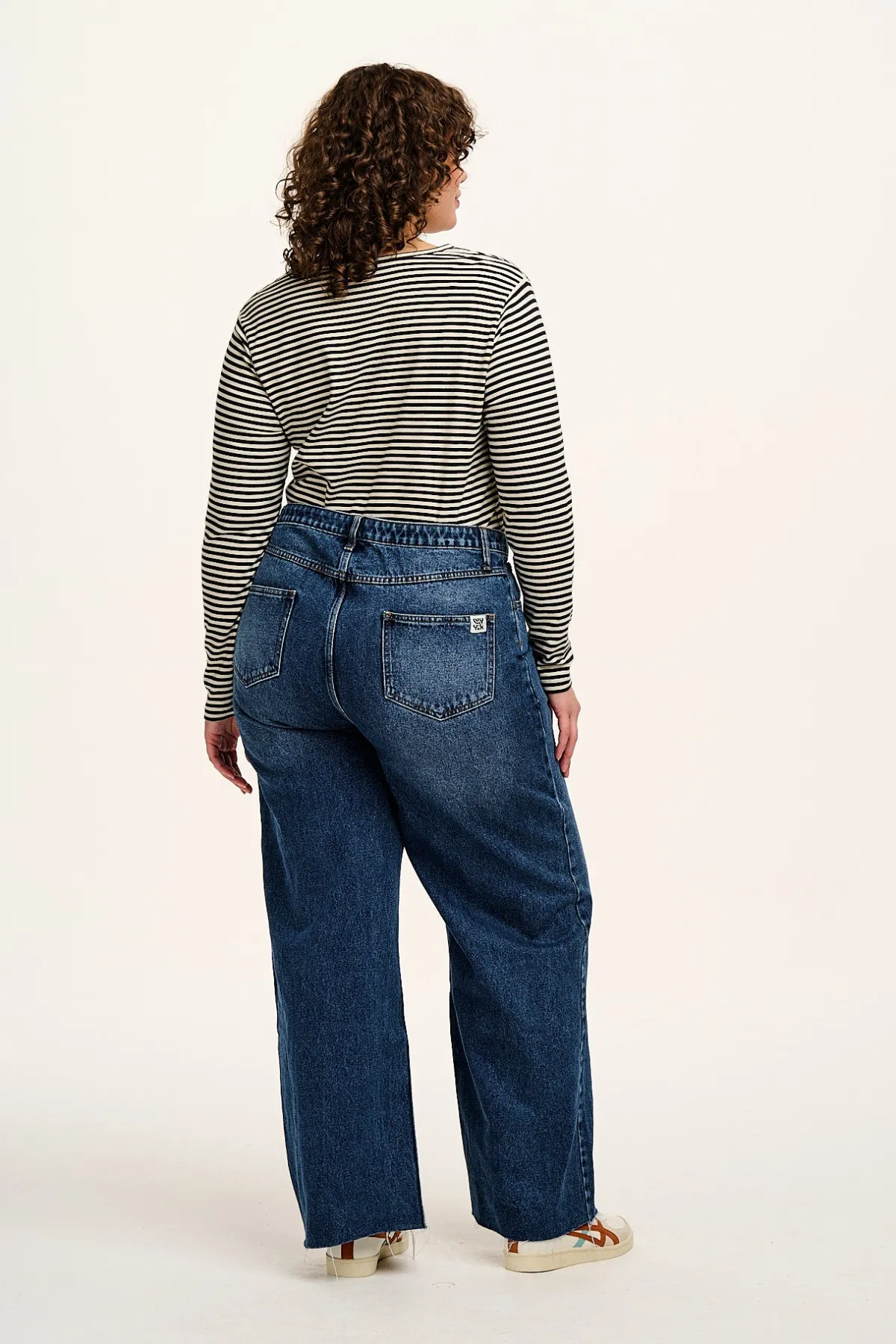 Lucy & Yak Carter - High Waisted Jeans in Vintage Wash Blue