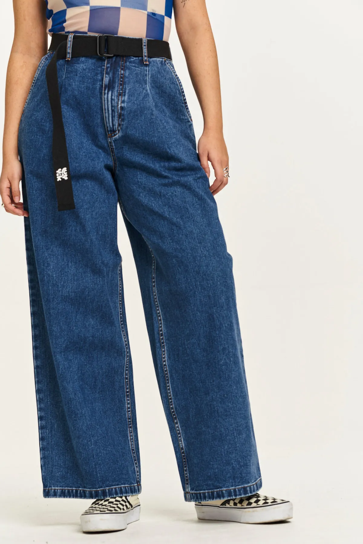 Lucy & Yak Cole - Baggy Wide Leg Denim Jeans in Mid Wash Blue