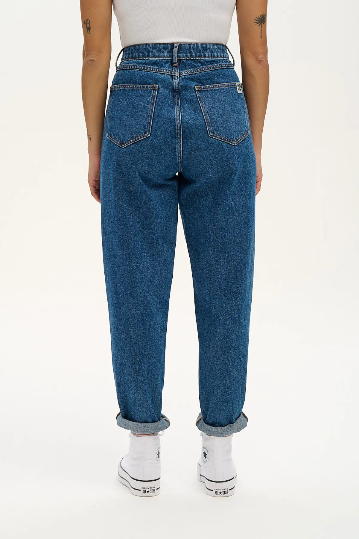 Lucy & Yak Dana - Mom Denim Jeans in Mid Wash Blue