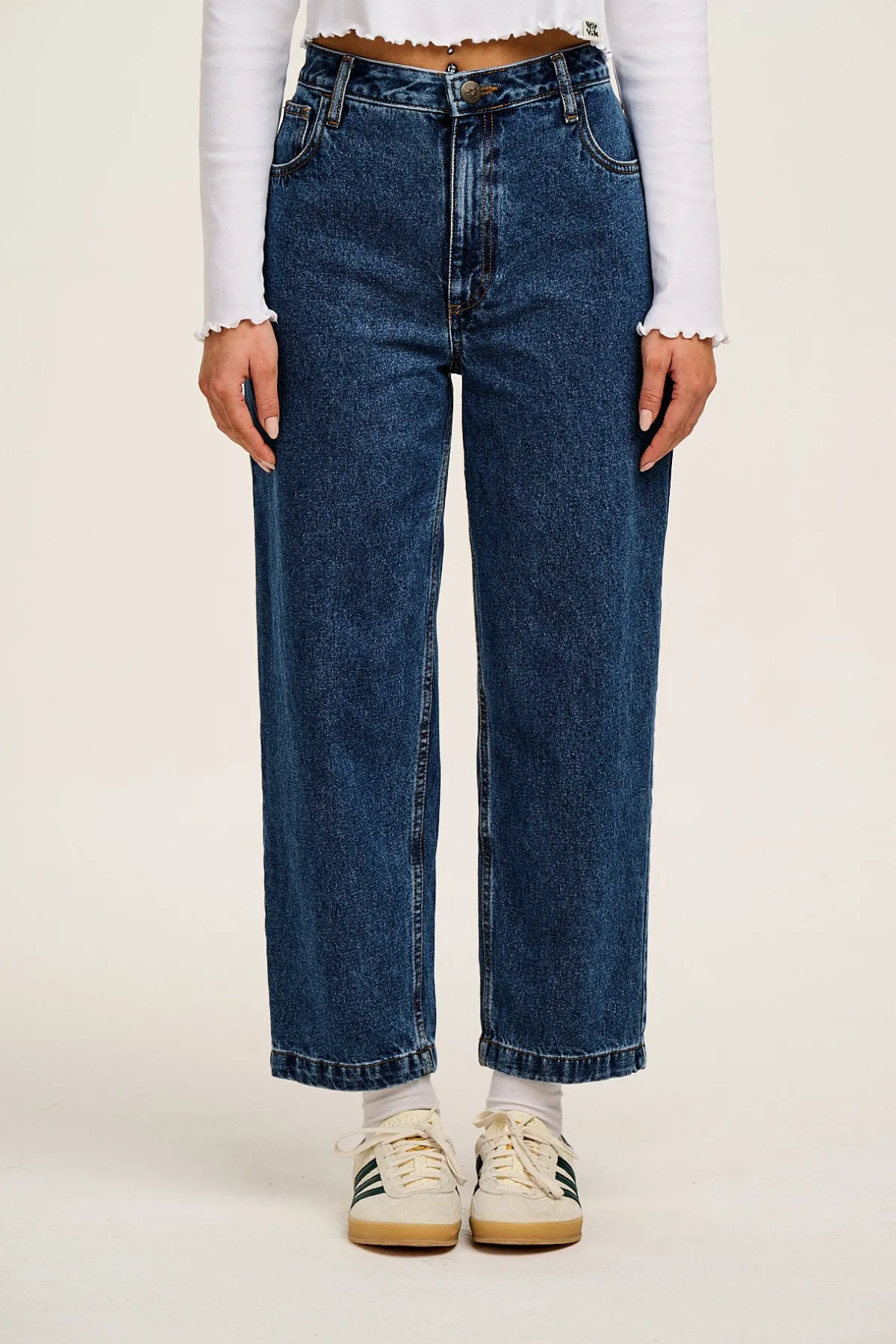 Lucy & Yak Drew - Straight Leg Denim Jeans in Mid Wash Blue