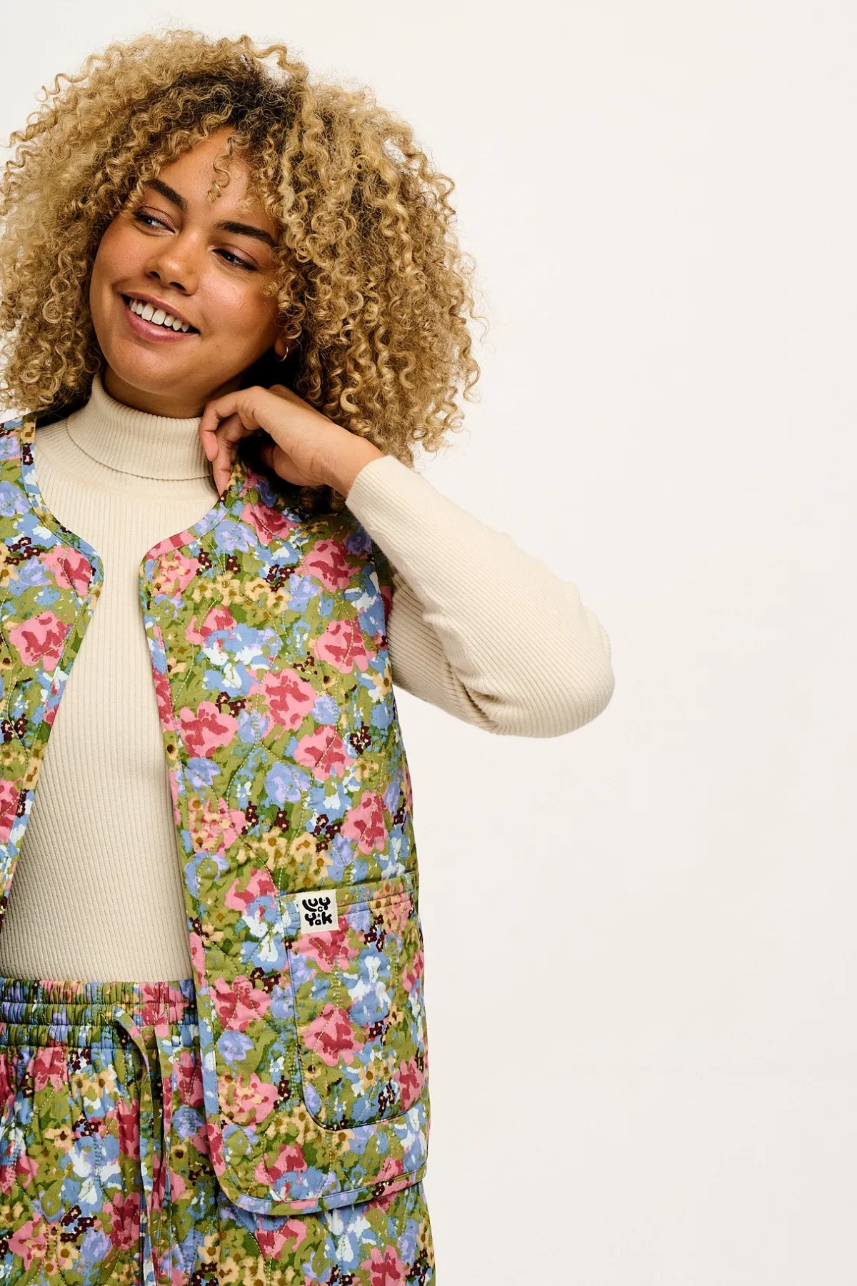 Lucy & Yak Emery - Reversible Quilted Gilet in Elsinore Floral Print