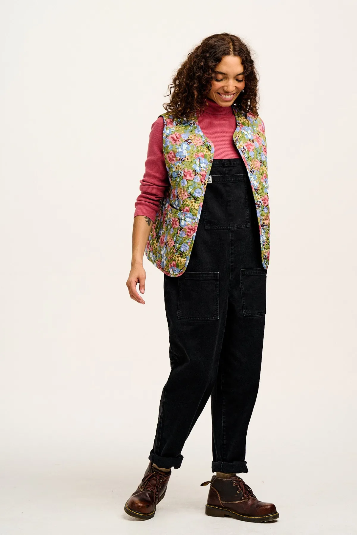 Lucy & Yak Emery - Reversible Quilted Gilet in Elsinore Floral Print
