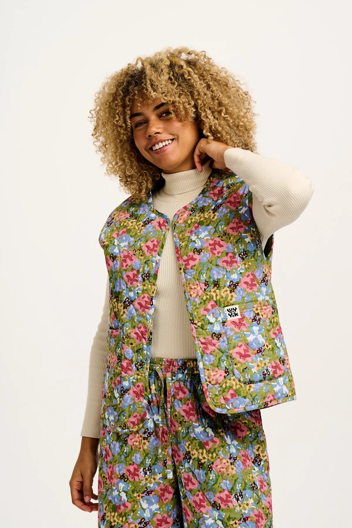 Lucy & Yak Emery - Reversible Quilted Gilet in Elsinore Floral Print