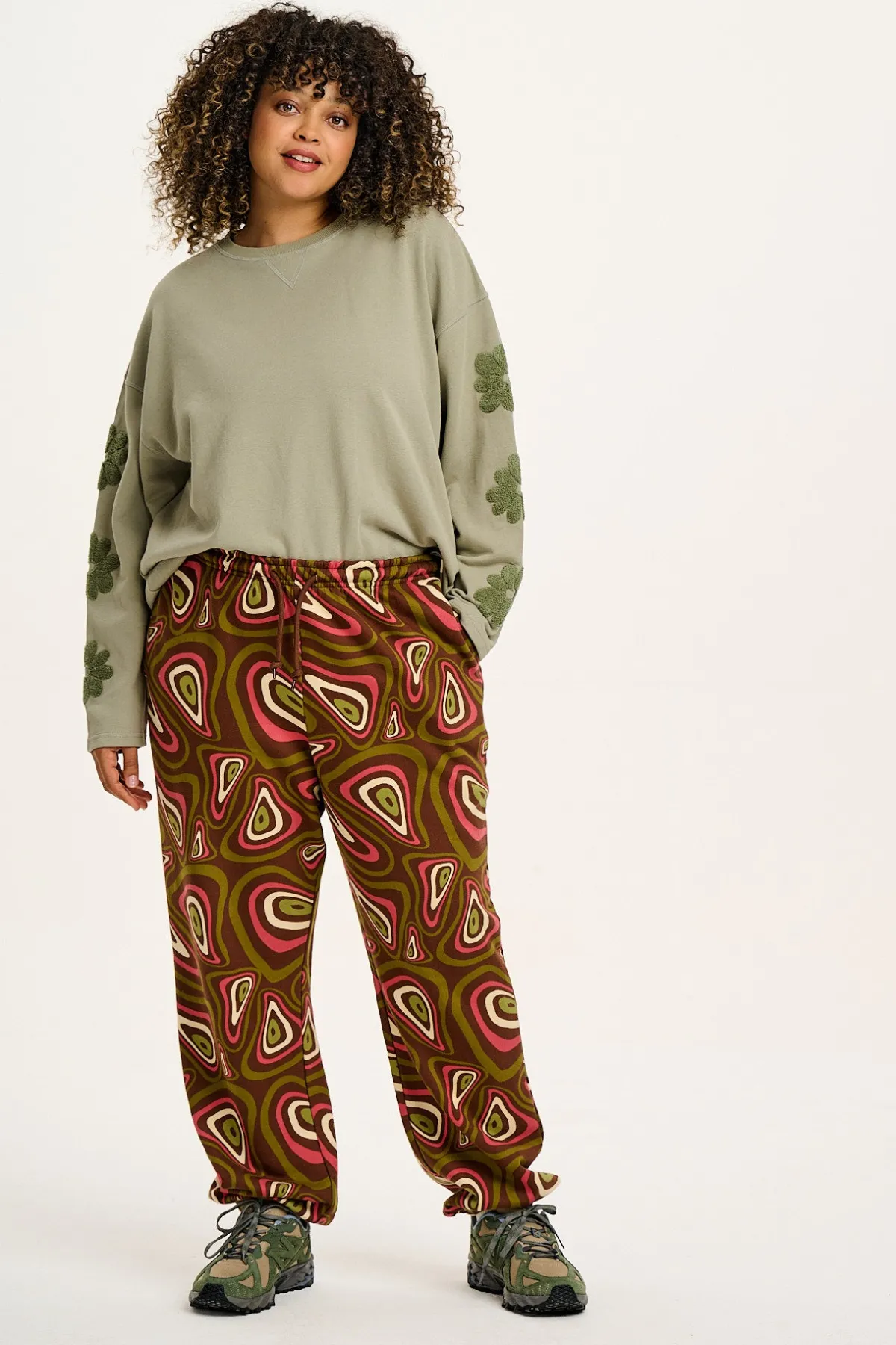 Lucy & Yak Jamie - Joggers in Brown Yosemite Print