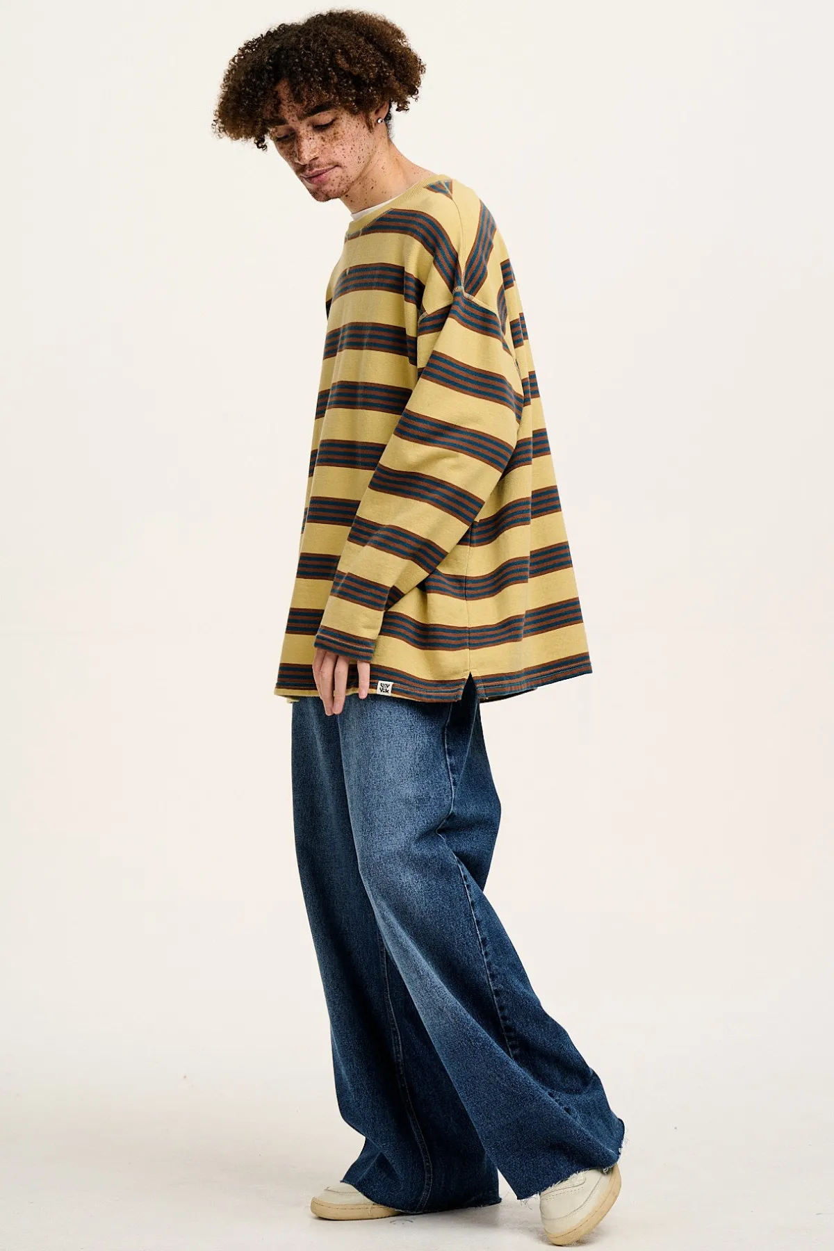 Lucy & Yak Kai - Midweight Cosy Loop Back Cotton Sweatshirt in Brown & Blue Skater Stripe