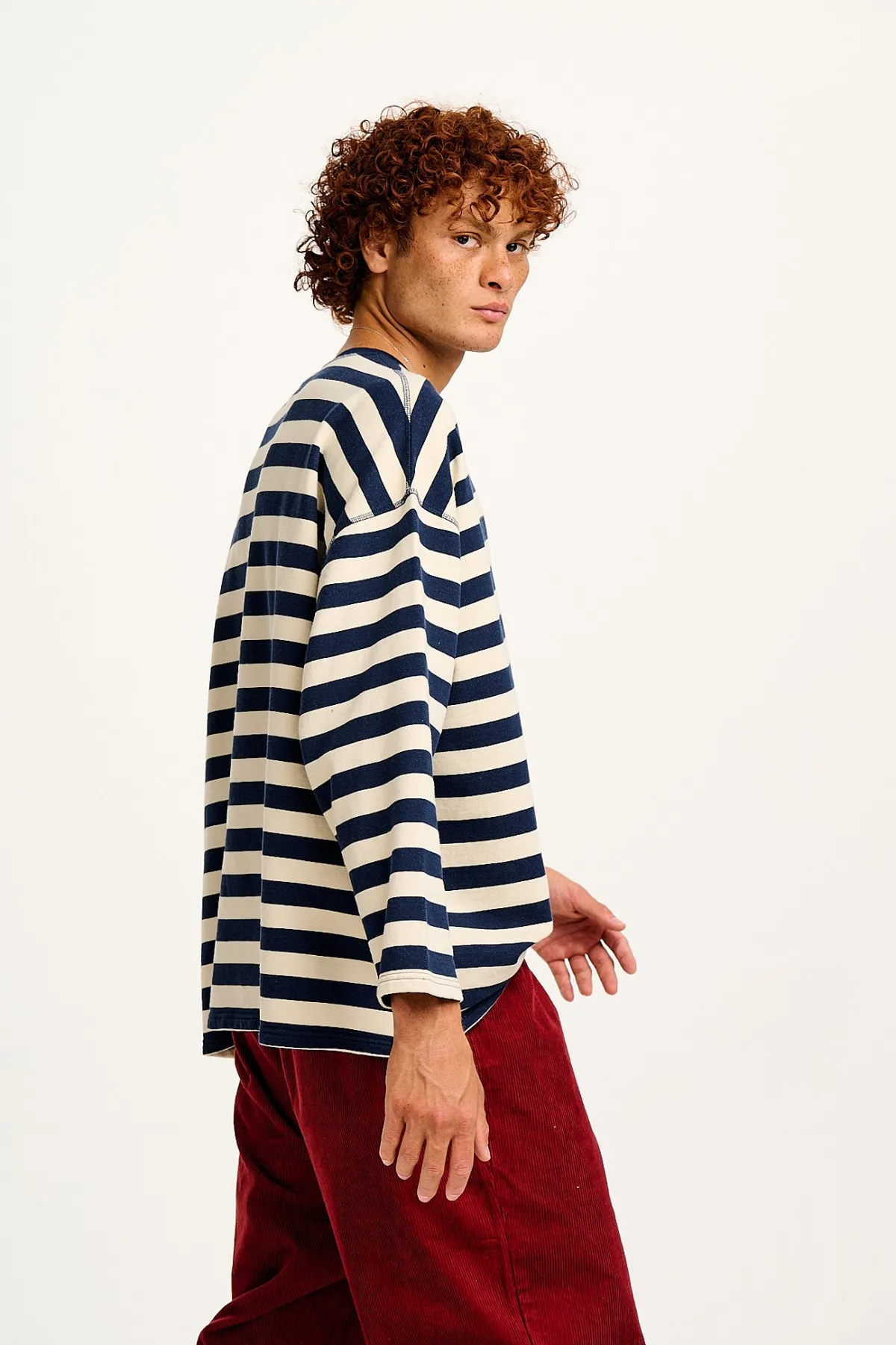 Lucy & Yak Kai - Midweight Cosy Loop Back Cotton Sweatshirt in Navy & Ecru