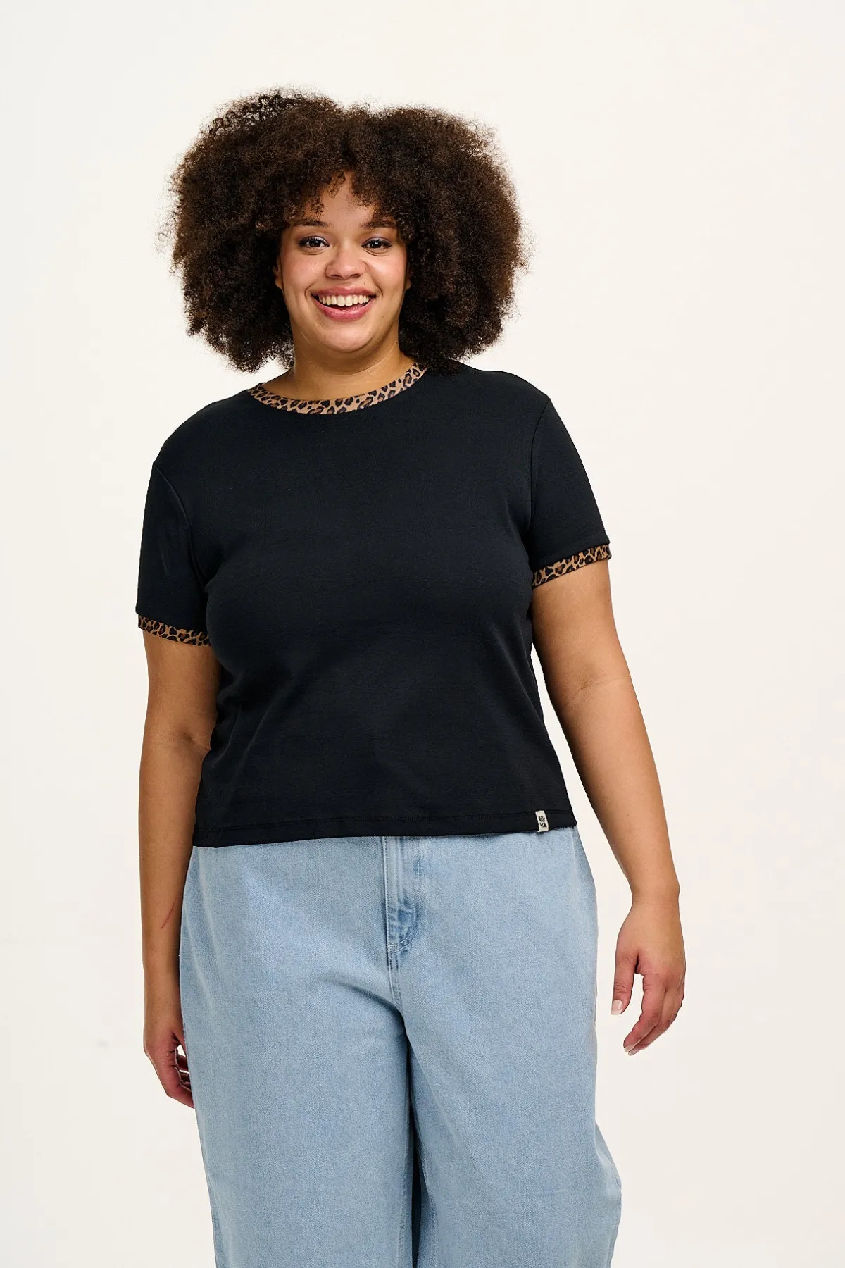 Lucy & Yak Maya - Cotton Tee in Black Leopard Print