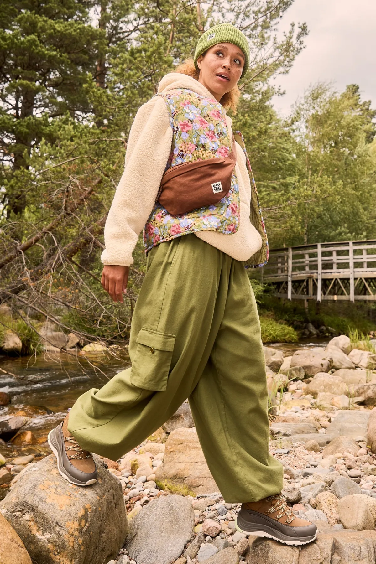 Lucy & Yak Rumi - Cargo Brushed Cotton Trousers in Khaki