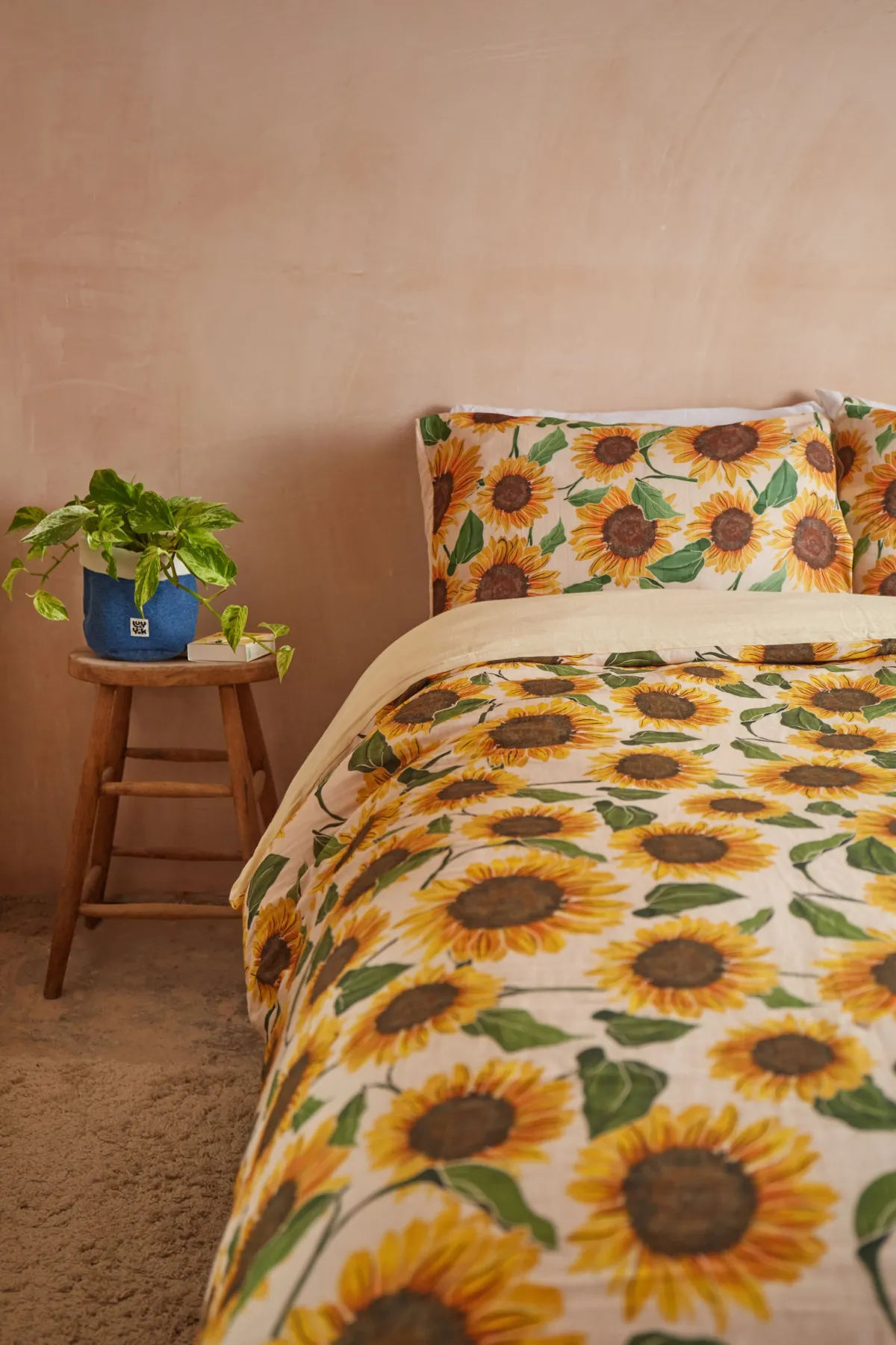 Lucy & Yak Yolanda - Soft Cotton Bed Sheets in Cream Sunflower Print